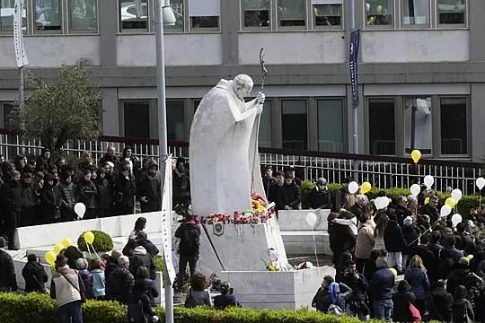 Pope Acknowledges Presence Of Children Praying For Him Outside Hospital