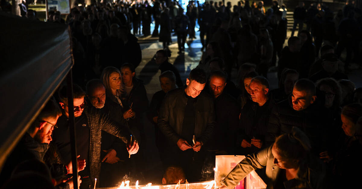Северните македонски власти задържат 15 души след пожар в нощния клуб 59 