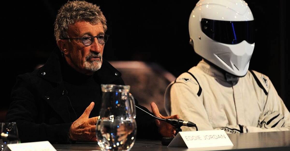 Бившите водещи на Top Gear са довели трибуните към Еди