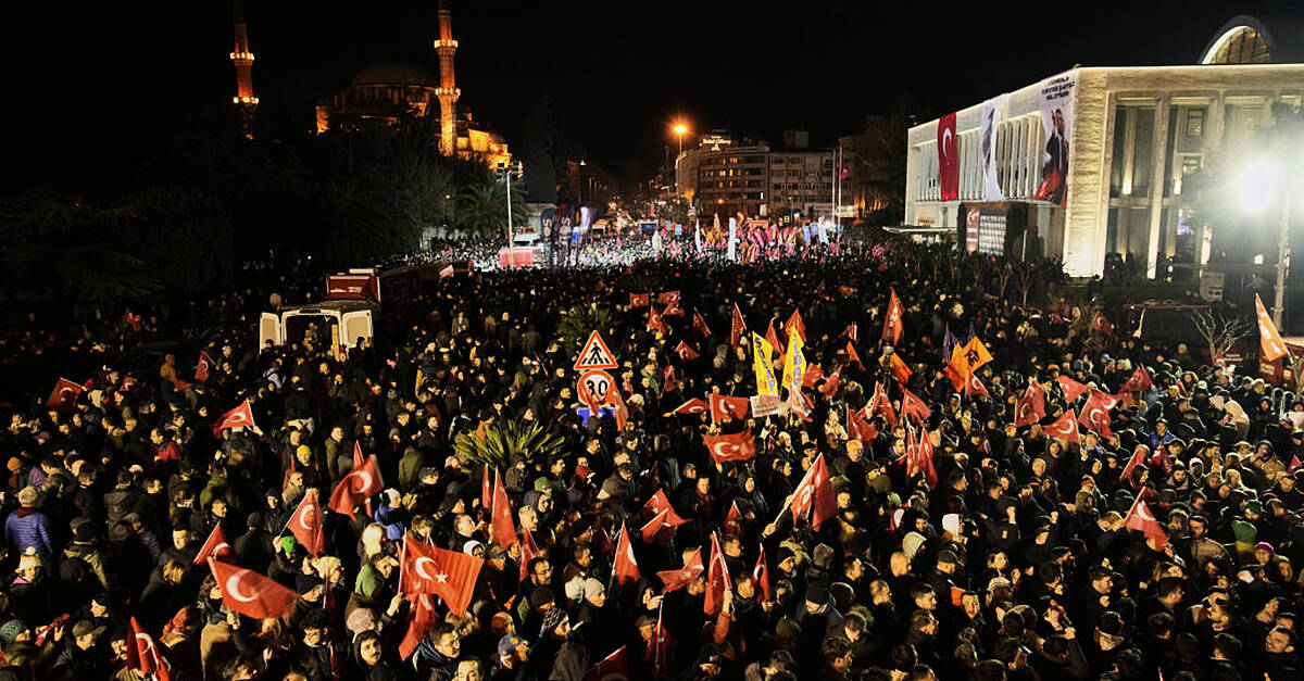 Thousands of people have gathered outside Istanbul’s city hall for