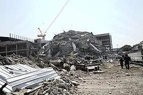 Strong Earthquake Rocks Thai Capital, Prompting Evacuations