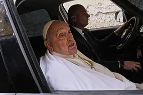 Recovering Pope Francis Visits Rome Prison To Keep Annual Holy Week Appointment