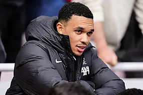 Trent Alexander-Arnold’s Professionalism Impresses Arne Slot Amid Speculation