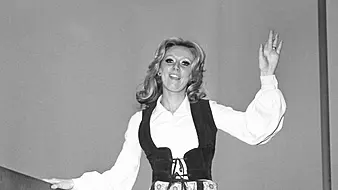 Irish Eurovision Singer Clodagh Rodgers Dies Aged 78