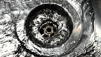 Nearly 1,000 People Complained To Irish Water That Water In Their Homes Made Them Sick