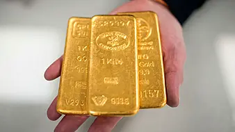Gold Hits $3,500 Per Ounce As Investors Flock To Safety Amid Trump Uncertainty