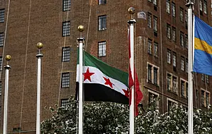 Syria’s Foreign Minister Raises Country’s New Flag At Un Headquarters
