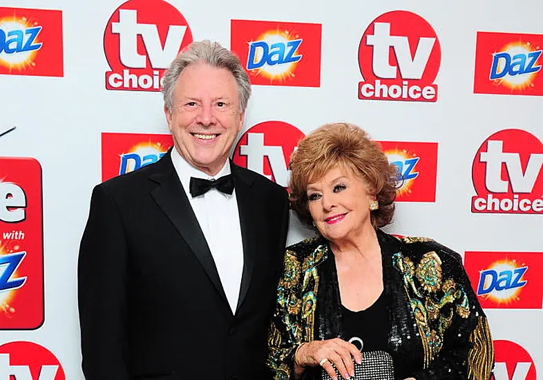 Original Coronation Street Star Philip Lowrie Dies Aged 88