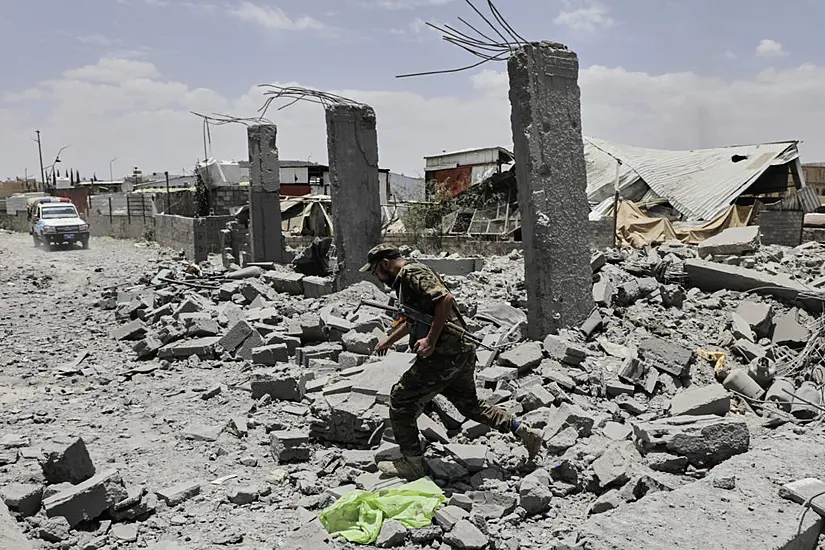 Houthi Rebels Say 68 Dead In Us Air Strike That Hit Yemen Jail Holding Migrants