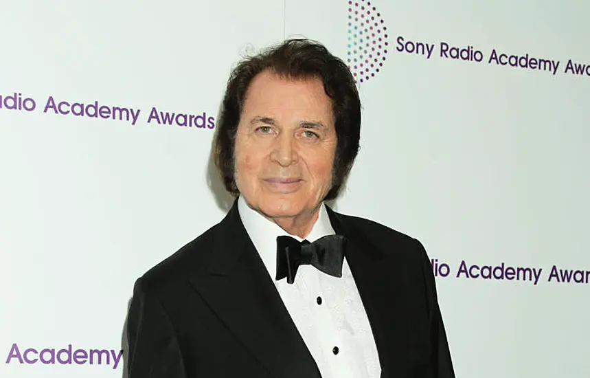 Engelbert Humperdinck Says Karaoke Kept His Music Alive Ahead Of 89Th Birthday