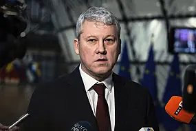 Romania Appoints Interim Pm After Coalition’s Defeat In Presidential Race