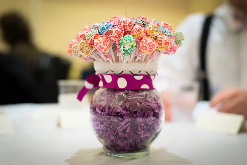 Boy Uses Mother’s Phone To Order 70,000 Lollipops To Share With His Friends