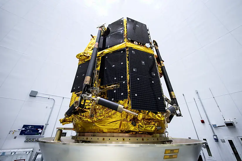 Private Japanese Lunar Lander Enters Orbit Around Moon