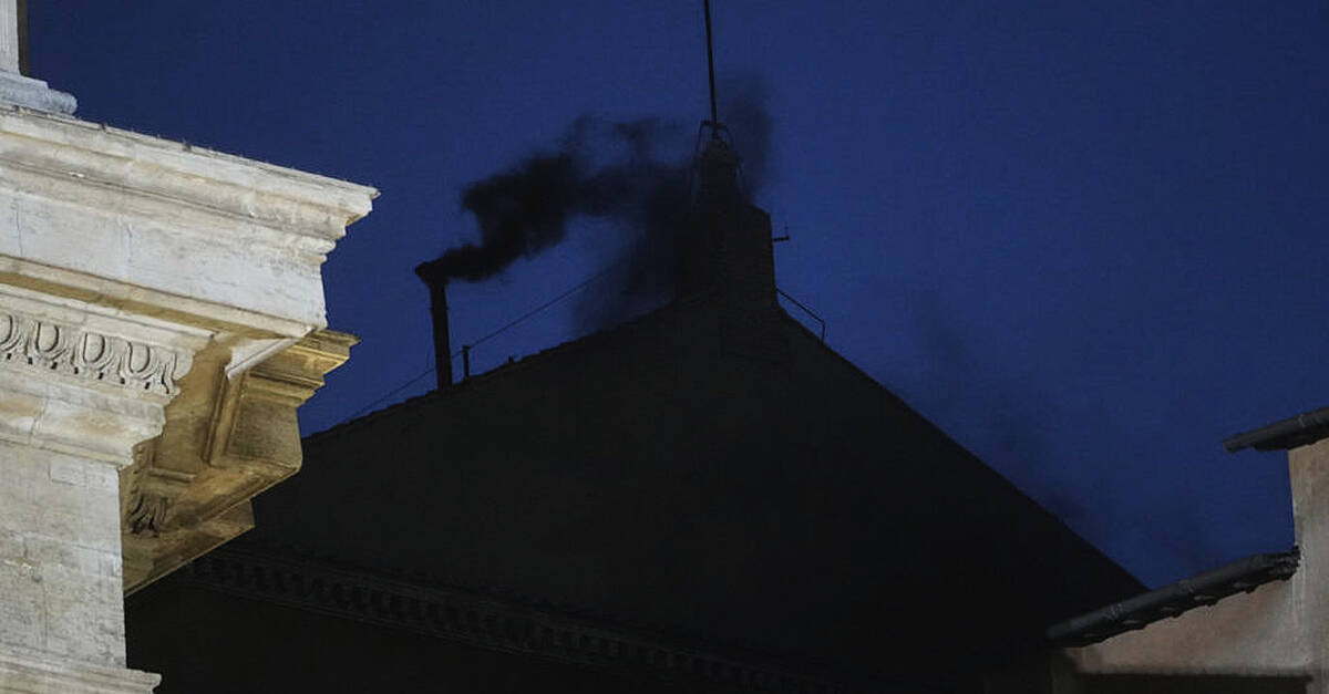 Black smoke confirms no pope elected in first conclave voting round