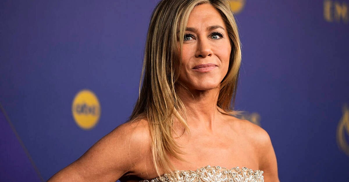 Man who police say hit Jennifer Aniston’s front gate charged with stalking