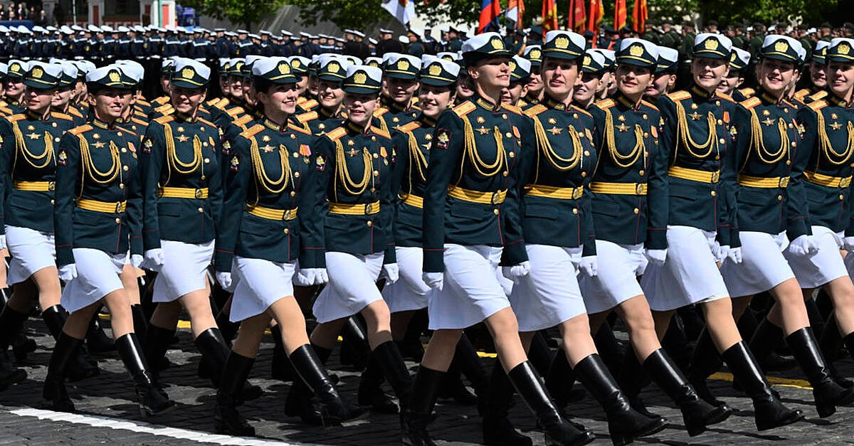 In Pictures: Russia marks victory over Nazis 80 years on