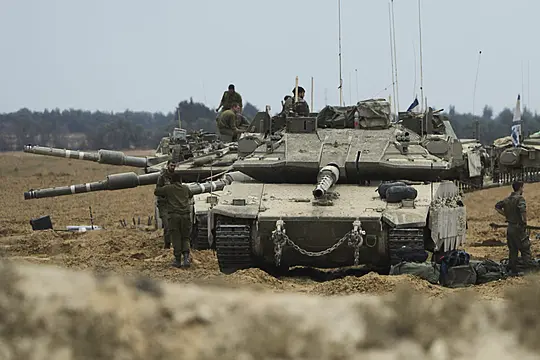 Israeli strikes kill at least 20 in Gaza as Trump wraps up Middle East visit Israeli strikes kill at least 20 in Gaza as Trump wraps up Middle East visit