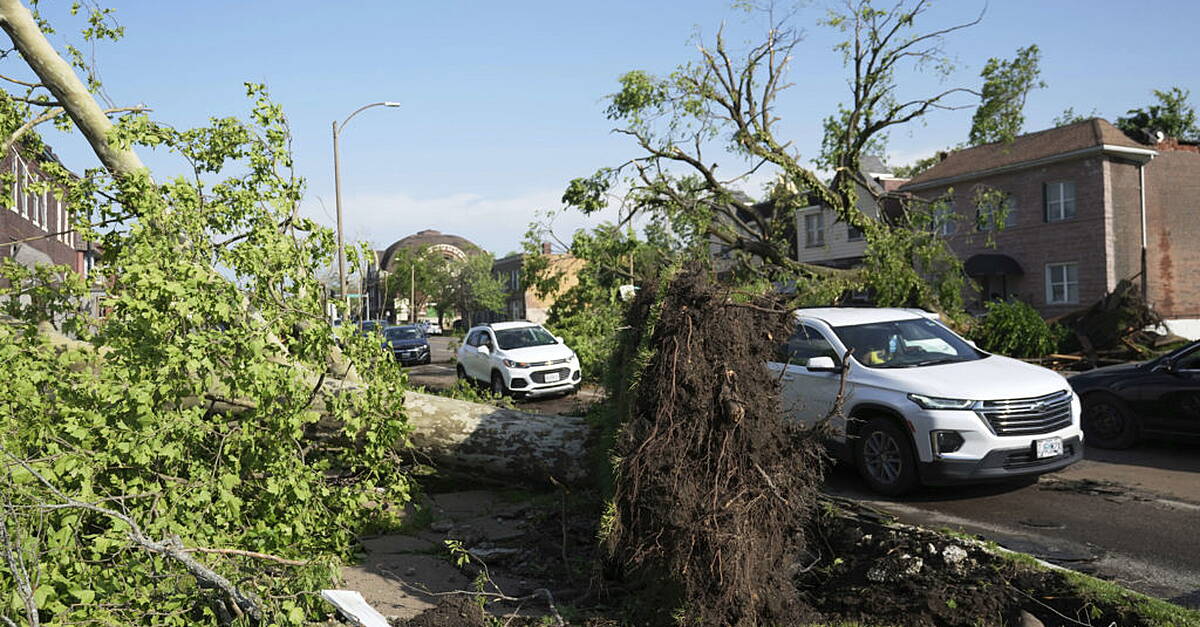 At least five dead after tornado and severe storms batter St Louis ...