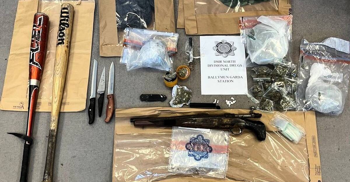 Gardaí изземват огнестрелно оръжие и наркотици в Северен Дъблин 