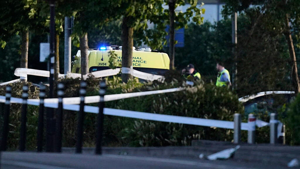 Man dead following shooting incident at Co Carlow shopping centre | BreakingNews.ie