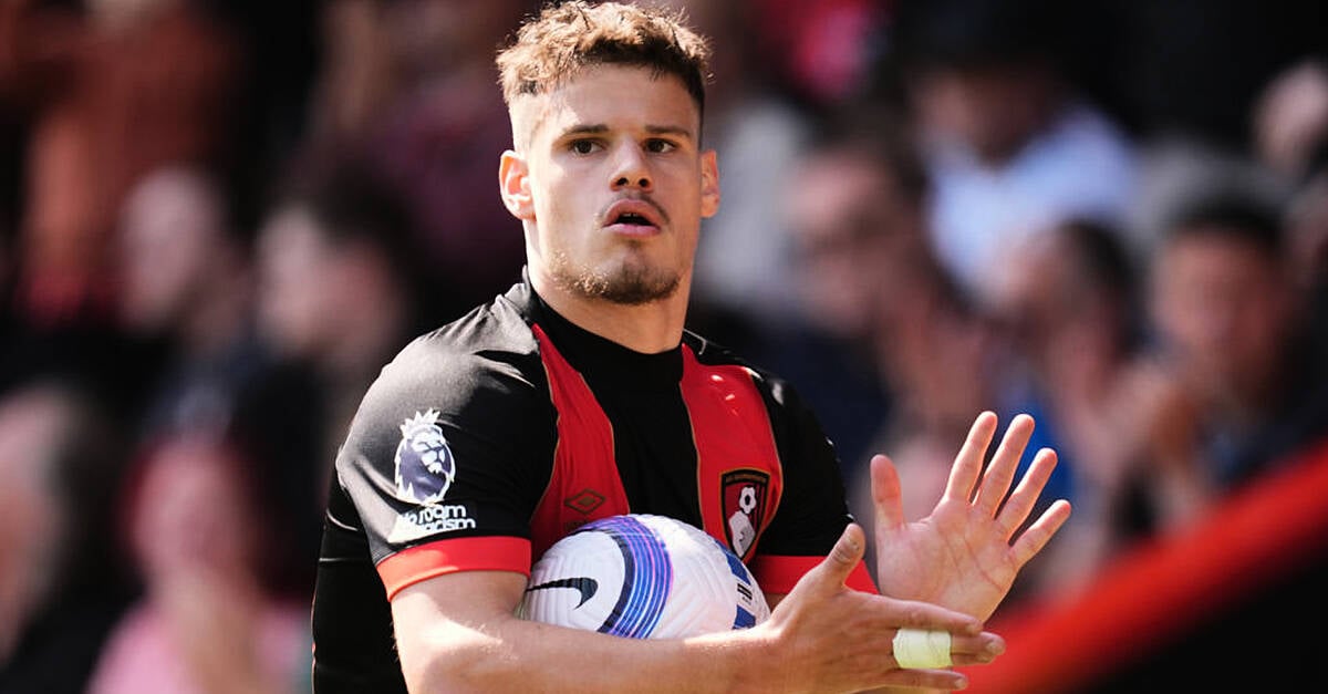 Liverpool agree €47m fee for Bournemouth left-back Milos Kerkez