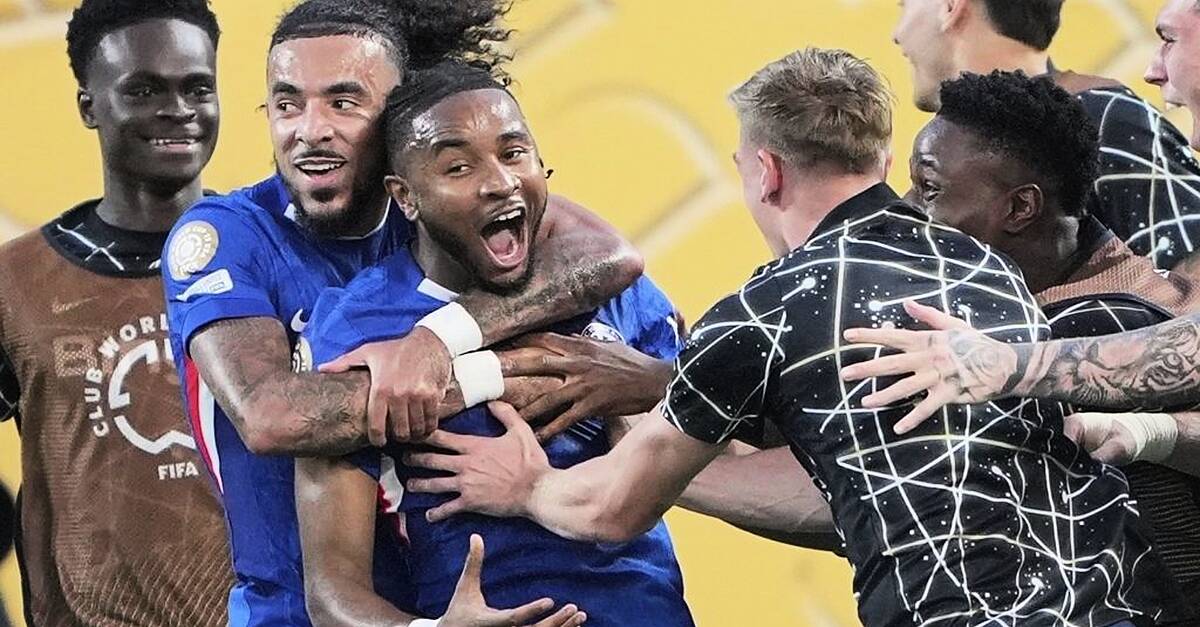 Chelsea book Club World Cup quarter-final spot after long weather delay