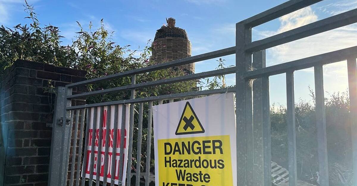 Unthinkable that Belfast bonfire could be allowed to go ahead, Sinn Féin says