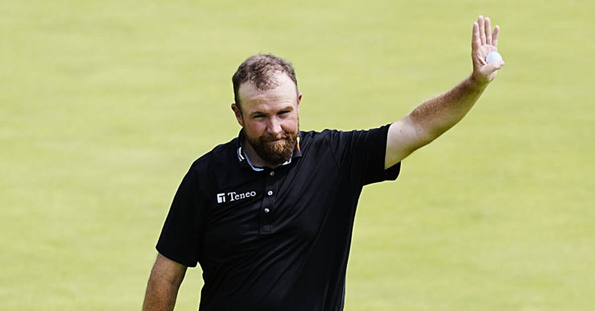 Shane Lowry предлага надежда да гони пакет на Open With Final Round 66 