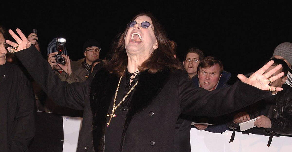 Lady Gaga, Coldplay and Alice Cooper honour Ozzy Osbourne during concerts
