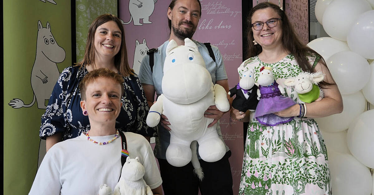 Карикатурно семейство Moomins, за да отпразнуват 80-ия рожден ден 