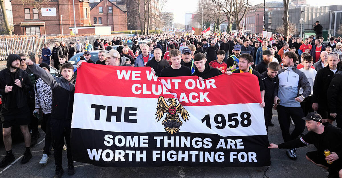 Manchester United fans’ group postpones protest against owners