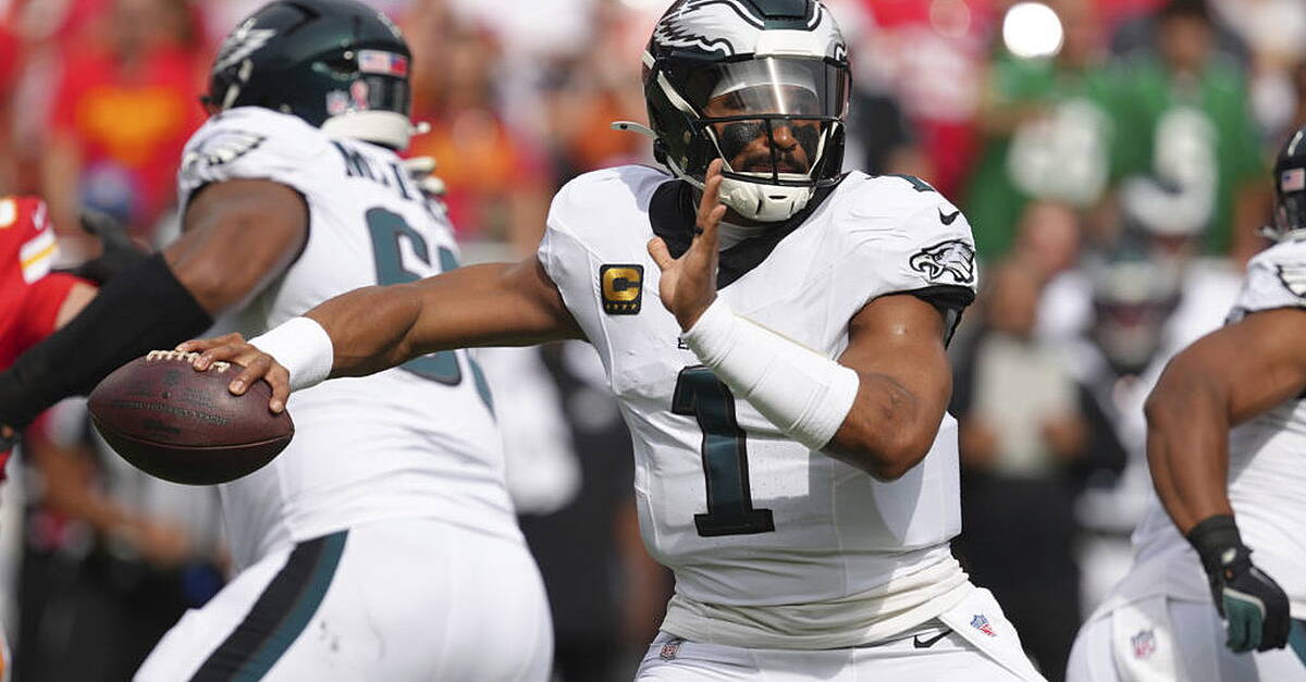 Philadelphia Eagles eclipse Kansas City Chiefs 20-17 in Super Bowl rematch