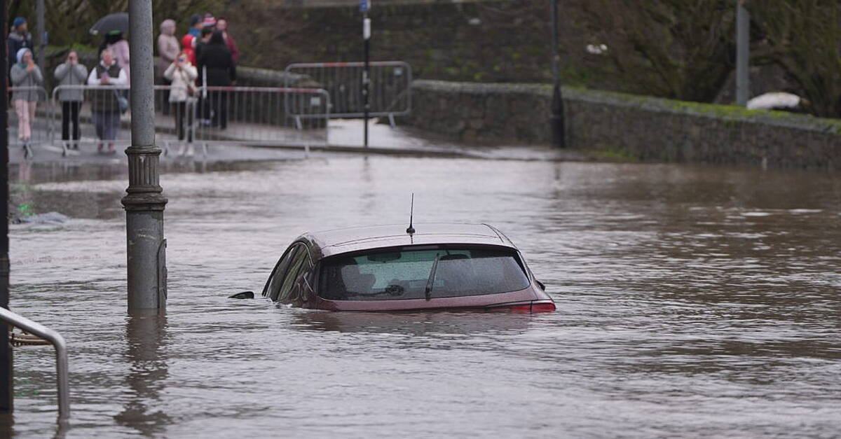 New flood warning for seven counties amid more heavy rain