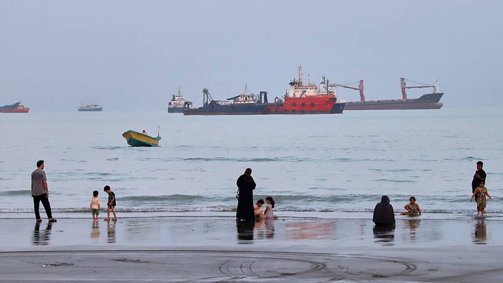 Iran’s currency hits new record low as US prepares to announce more sanctions