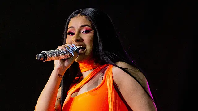Cardi B Calls Out Male Rappers For Not Speaking Up About Breonna Taylor Death