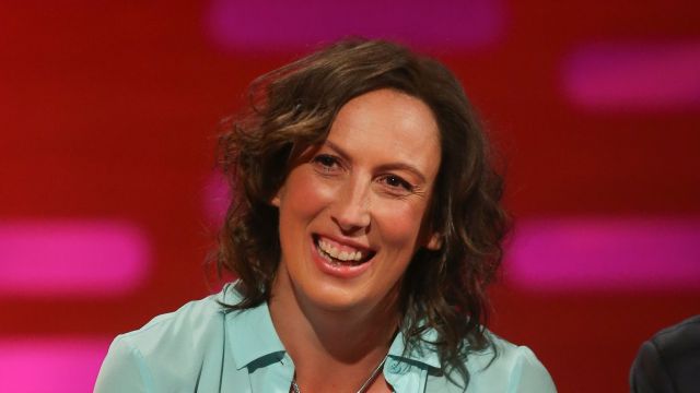 Actress Miranda Hart Wakes Face-To-Face With Fox During Heatwave