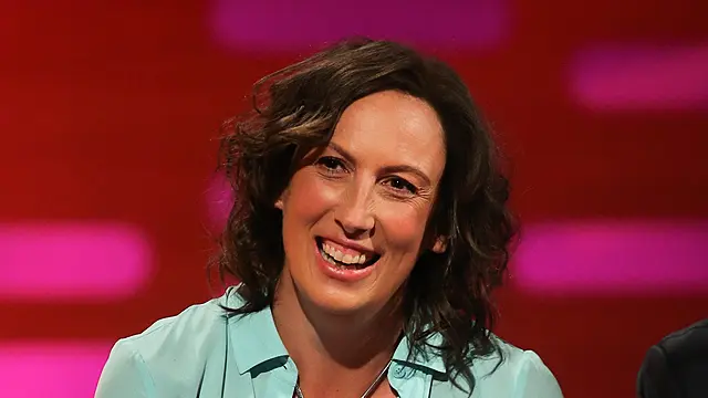 Actress Miranda Hart Wakes Face-To-Face With Fox During Heatwave