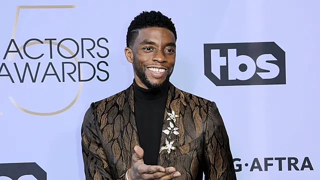 Mtv Vmas Begin With Tribute To Black Panther Star Chadwick Boseman