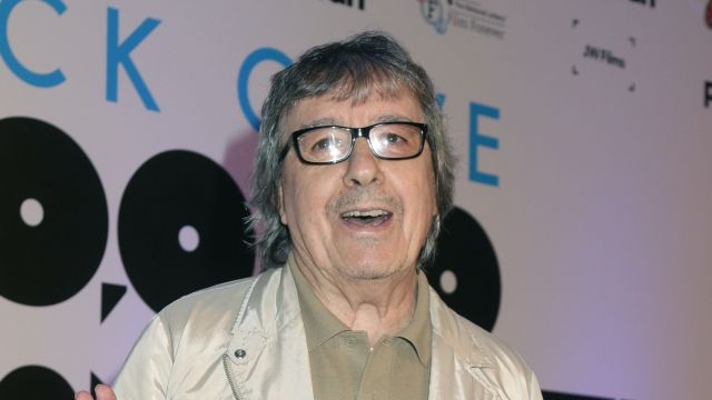 Guitar Used By Ex-Rolling Stone Bill Wyman Fetches Record Price At Auction