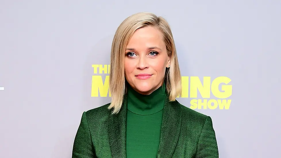 Reese Witherspoon Delights Fans By Sharing Throwback Selfie With Paul Rudd