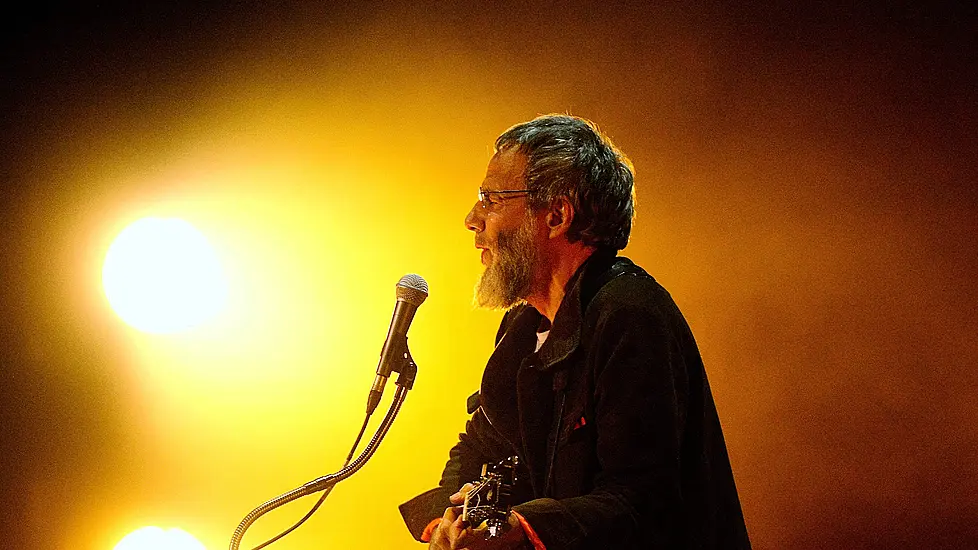 Yusuf/Cat Stevens ‘Cleverly Framed’ To Look Like He Backed Rushdie Fatwa