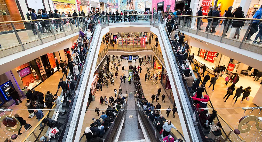 100,000 Retail Jobs Could Be Lost Due To Drop In Sales