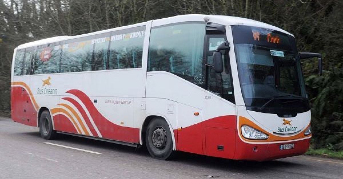 Шофьор на Bus Éireann беше прострелян в лицето с въздушно оръжие в Лимерик