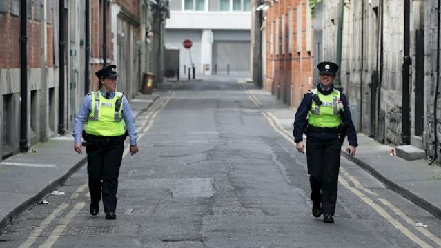 Increased Garda Powers To Be Discussed By Cabinet As Pubs Call For Financial Support