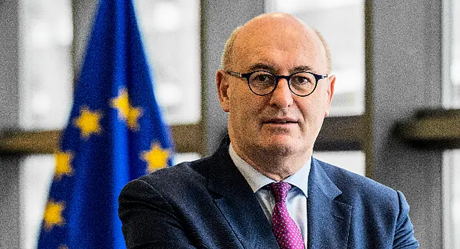 'Transitional Allowance' Could See Hogan Paid €440,000 Following Resignation