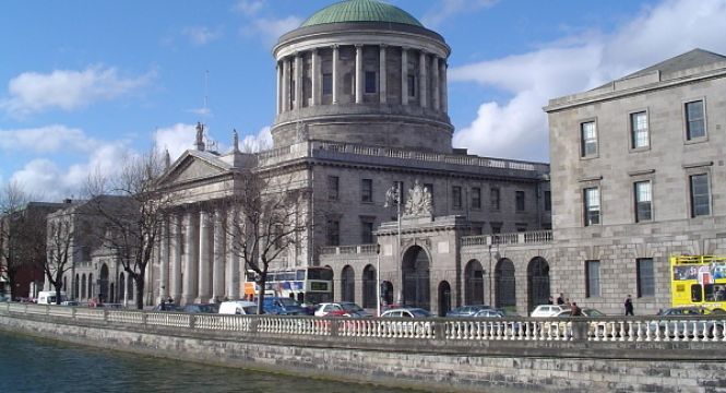 On-The-Run Con Woman Who Fled Uk Trial Set To Remain In Custody In Ireland