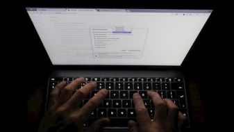 Gardaí Arrest Three Men In Connection With Online Dating Scam