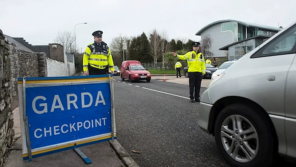 Gardaí To Recommence Checkpoints And Patrols In Dublin