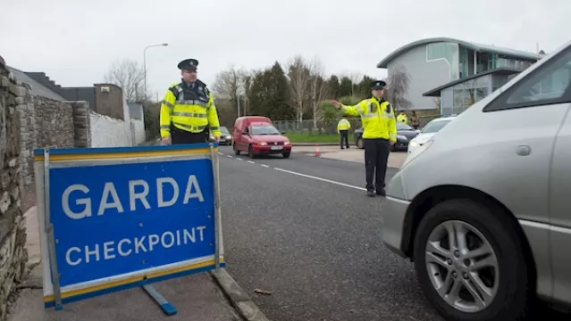 Gardaí To Recommence Checkpoints And Patrols In Dublin
