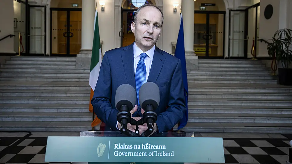 Taoiseach Defends Cuts To Covid-19 Unemployment Payments